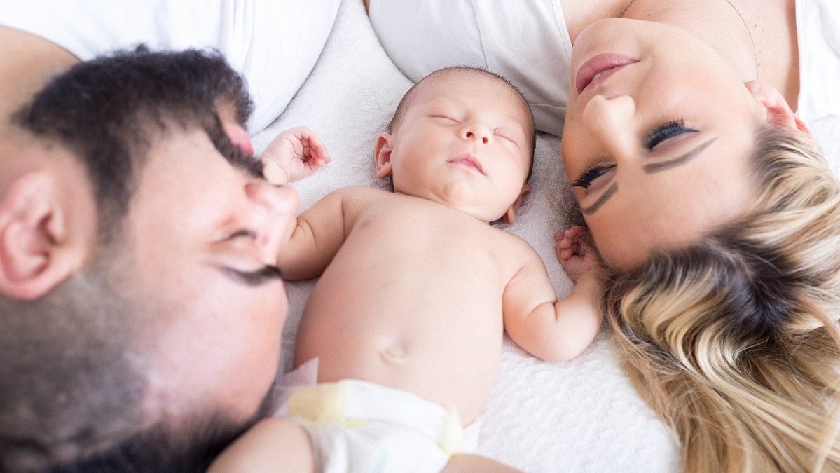 Congedo di paternità e maternità, cambiano le regole: più tutele in arrivo