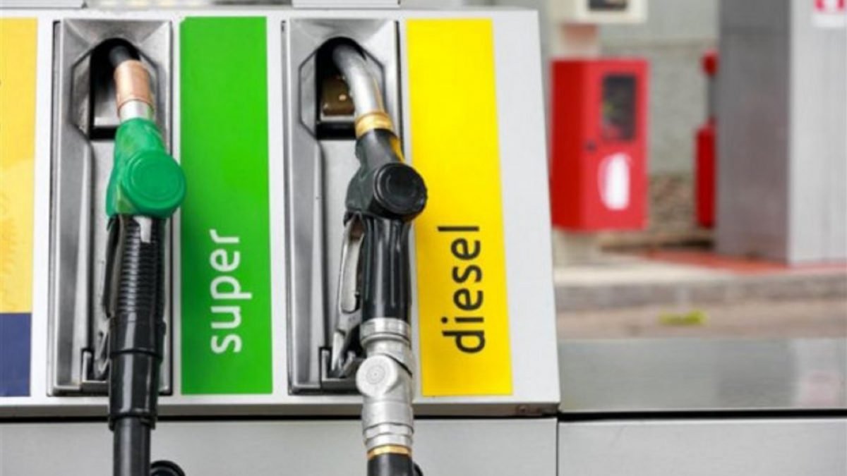 La benzina continuerà a costare bene, proroga del taglio accise fino al 17 ottobre